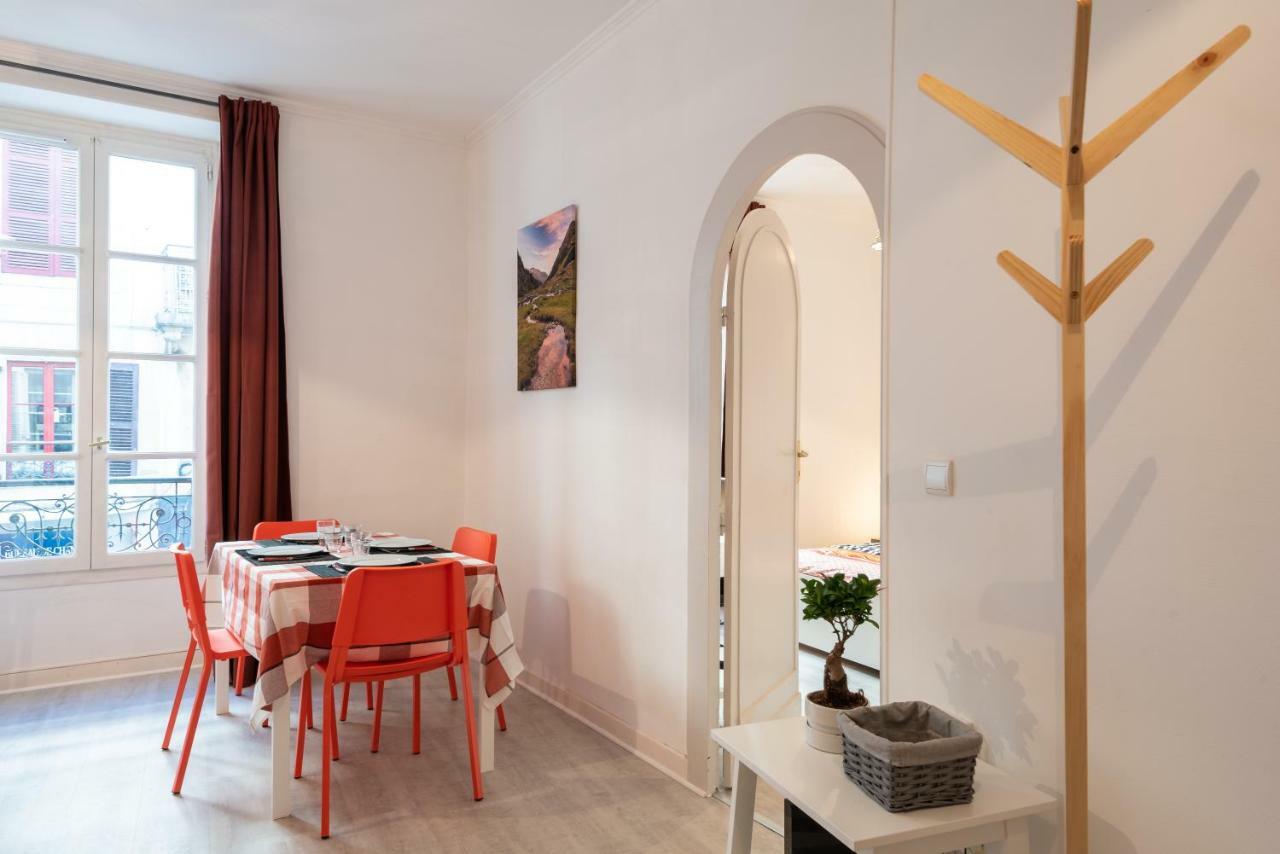 Appartement cœur de ville - Wifi - Lave-sèche linge Pau Esterno foto