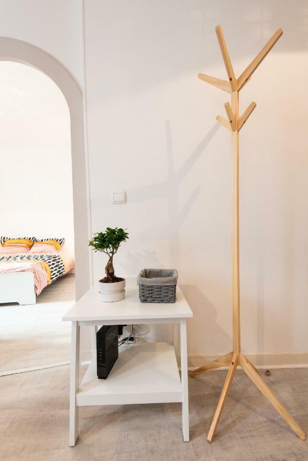 Appartement cœur de ville - Wifi - Lave-sèche linge Pau Esterno foto